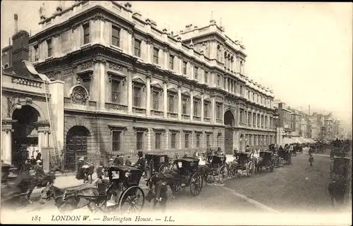 AK London England, Burlington House, Piccadilly