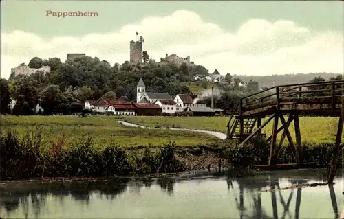 Ak Pappenheim in Bayern, Bachpartie, Holzbrücke, Teilansicht vom Ort, Burg, Kirche