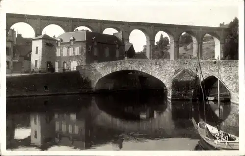 Ak Dinan Côtes-d’Armor, Brücke und Viadukt