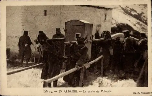 Ak Albanien, La chaise du Voivode