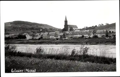 Ak Lieser an der Mosel, Fluss, Kirche, Häuser