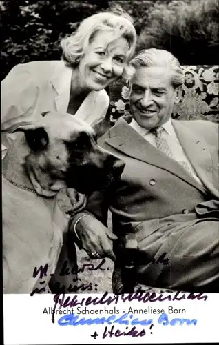 Ak Schauspieler Albrecht Schoenhals, Schauspielerin Anneliese Born, Dogge, Portrait, Autogramm