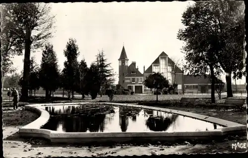 Ak Noyon Oise, Bahnhof, Teich