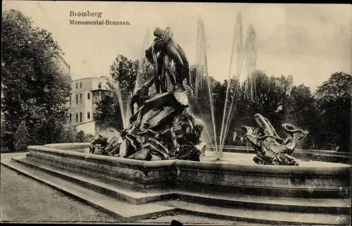 Ak Bydgoszcz Bromberg Westpreußen, Monumentalbrunnen