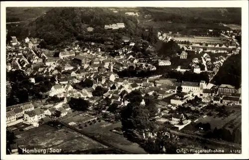 Ak Homburg a.d. Saar, Fliegeraufnahme von Ort und Umgebung