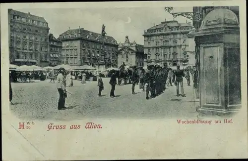 Ak Wien 1 Innere Stadt, Wacheablösung am Hof