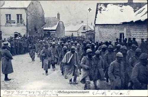 Ak Gefangenentransport, Deutsche Soldaten, I. WK