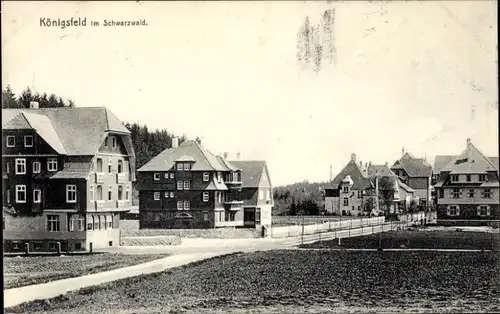 Ak Königsfeld im Schwarzwald Baden, Straßenpartie