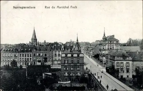 Ak Sarreguemines Saargemünd Lothringen Moselle, Rue du Marechal Foch