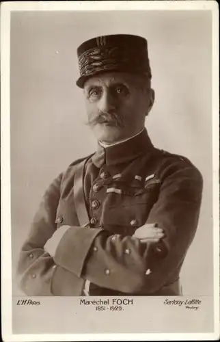 Ak-Marschall Ferdinand Foch, Porträt