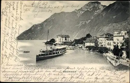 Ak Brunnen Kt. Schwyz Schweiz, Teilansicht vom Ort mit See, Berge, Dampfer