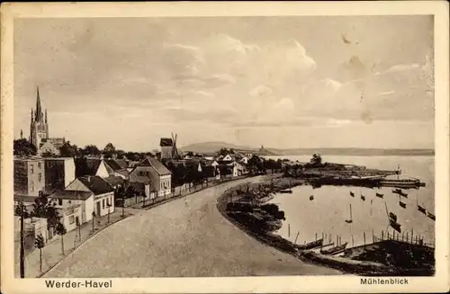 Ak Werder an der Havel, Mühlenblick, Straßenpartie