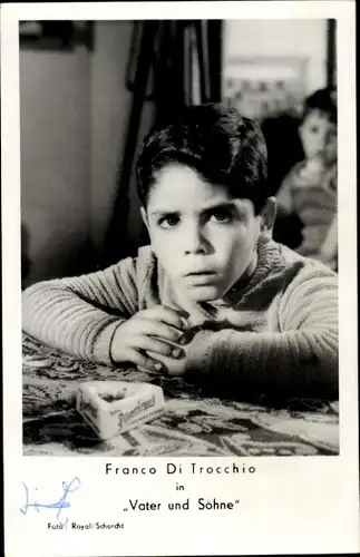 Ak Schauspieler Franco Di Trocchio, Portrait, Autogramm, Vater und Söhne