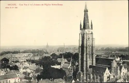 Ak Brügge Brügge Flandern Westflandern, Vogelperspektive auf die Kirche Notre Dame