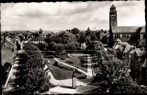 Ak Kehl am Rhein, Pionierdenkmal mit katholischer Kirche