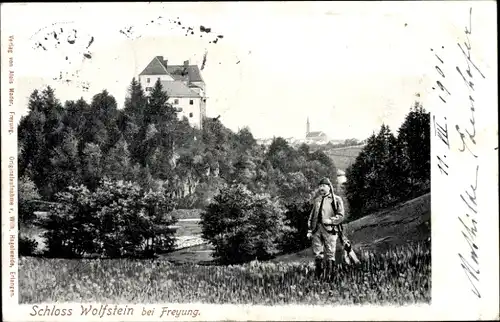 Ak Freyung im Bayerischen Wald, Schloss Wolfstein, Soldat, Gewehr