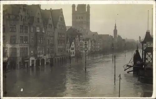 Foto Ak Köln am Rhein, Teilansicht bei Hochwasser