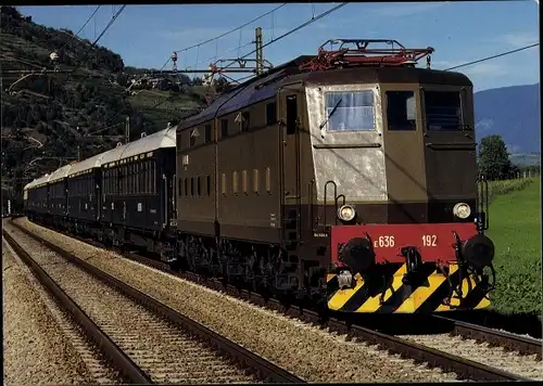 Ak Italienische Eisenbahn, Staatsbahn, Elektrische Lokomotive E 636 192