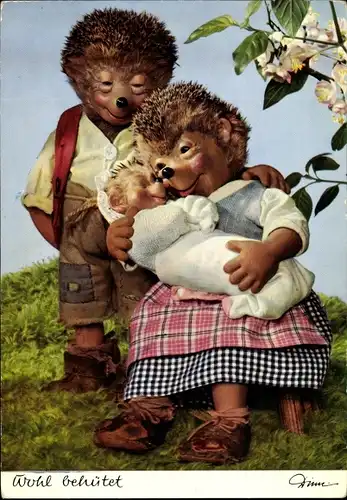 Ak Wohl behütet, Mecki der Igel, Igelfrau, Igelkind