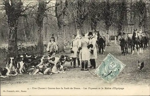 Ak Jagd im Wald von Dreux, Jagdgesellschaft, Hundemeute