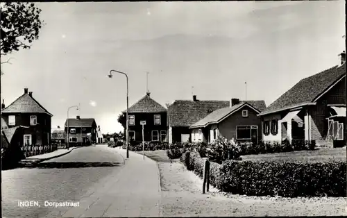 Ak Ingen Gelderland, Dorpsstraat