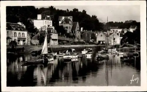 Ak Pont Aven Finistère, Le Port, Hafen, Boote, Gebäude