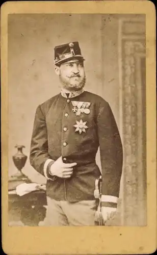 Kabinett Foto Französischer ? Soldat in Uniform, Orden, Portrait