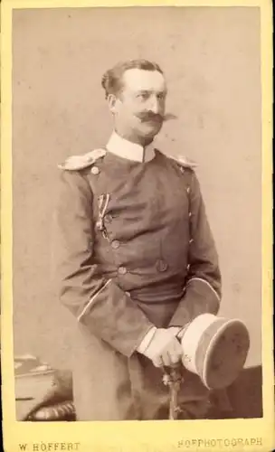 Kabinett Foto Deutscher Soldat in Uniform, Standportrait