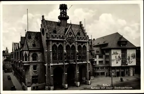 Ak Erfurt in Thüringen, Rathaus, neue Stadtsparkasse