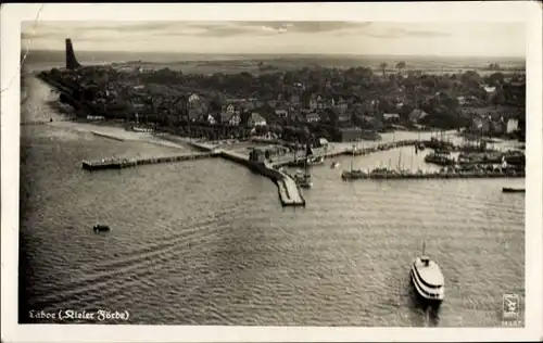 Ak Laboe Kieler Förde, Ort, Meer, Steg, Hafen, Denkmal, Fliegeraufnahme