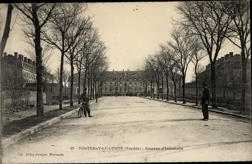 Ak Fontenay-le-Comte Vendée, Infanterie Kaserne