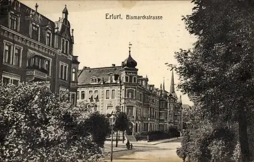 Ak Erfurt in Thüringen, Blick in die Bismarckstraße, Häuser