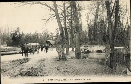 Ak Saintines Oise, Wegepartie, Brücke, Kutschen