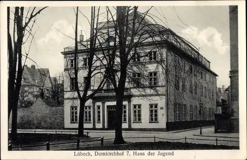 Ak Hansestadt Lübeck, Domkirchhof 7, Haus der Jugend