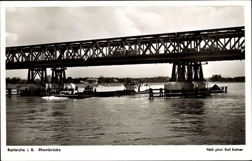 Ak Karlsruhe in Baden, Partie an der Rheinbrücke