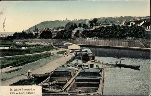 Ak St. Johann Saarbrücken a.d. Saar, Blick von der alten Brücke auf Stadt