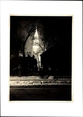 Foto Zwickau in Sachsen, Straßenpartie mit St. Marienkirche, Nacht 1929,Zwickau in Verkehr und Licht