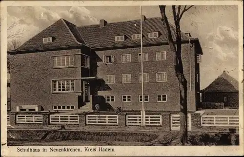 Ak Neuenkirchen Land Hadeln Niedersachsen, Schulhaus