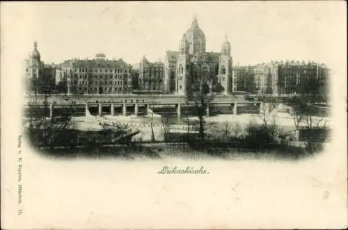 Ak Lehel München Bayern, Blick zur Lukaskirche, Flusspartie, Wehr