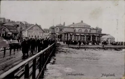 Ak Helgoland, Landungsbrücke, Blick zum Ufer