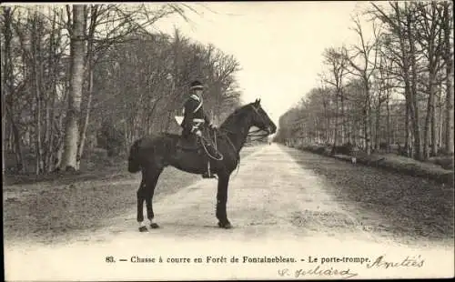 Ak Jagd im Wald von Fontainebleau, Reiter, Trompeter