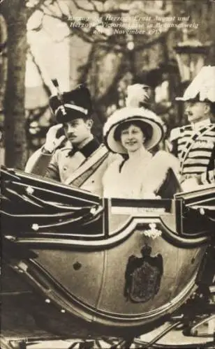 Ak Herzog Ernst August von Braunschweig, Prinzessin Victoria Luise, Einzug in Braunschweig 1913