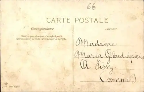 Präge Ak Glückwunsch 1. April, Weibliche Hand, Fisch, Maiglöckchen