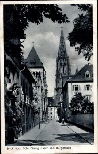 Ak Freiburg im Breisgau, Blick vom Schlossberg durch die Burgstraße, Kirchturm