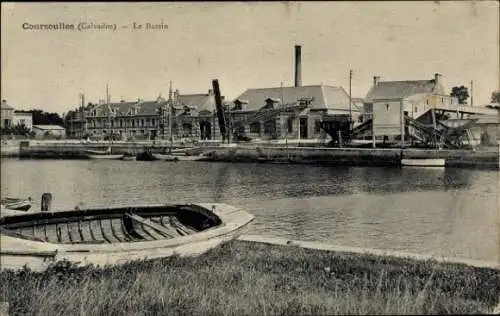 Ak Courseulles sur Mer Calvados, Le Bassin