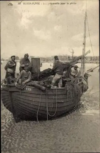 Ak Berck Plage Pas de Calais, Fischerboot am Strand, Fischer