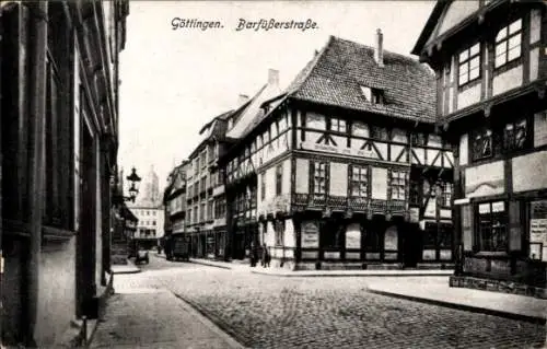 Ak Göttingen in Niedersachsen, Barfüßerstraße, Fachwerkhäuser