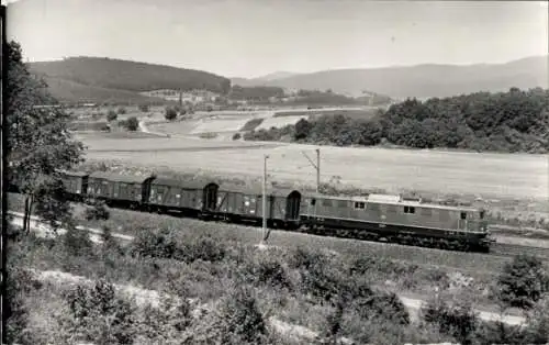 Foto Ak Deutsche Eisenbahn, Güterzug