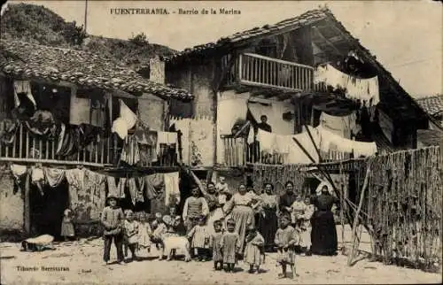 Ak Fuenterrabia Baskenland, Barrio de la Marina, Wäscheleinen, Anwohner