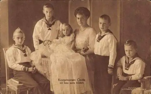 Ak Kronprinzessin Cecilie mit ihren sechs Kindern, Prinzen, Prinzessin Alexandrine